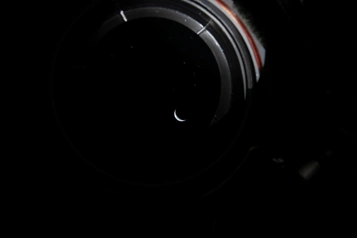 Фотографии Земли, сделанные на iPhone 17 Pro Max миссией Artemis II