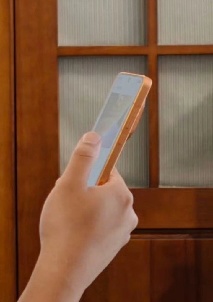 OPPO Find X9 Ultra засветился в оранжевом цвете