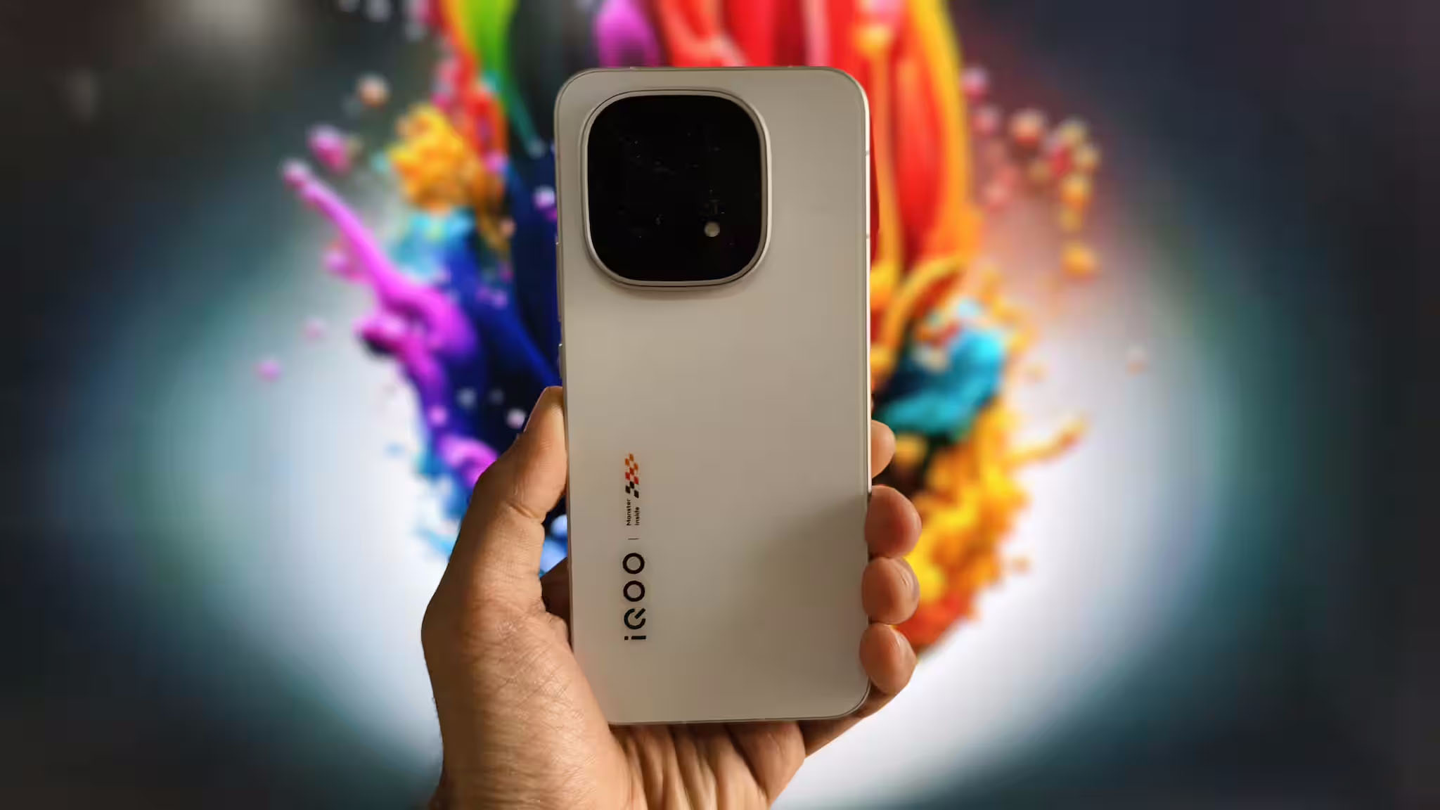 iQOO 16 движется к запуску с опережением графика: что известно?