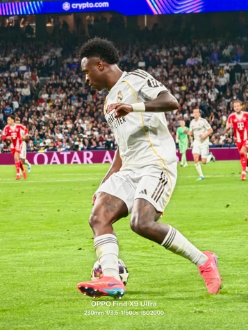 Примеры фото с 10-кратной зум-камеры OPPO Find X9 Ultra