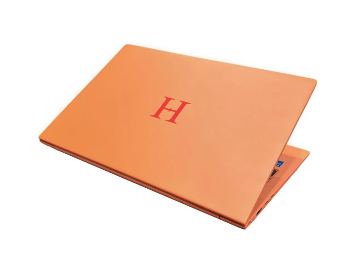 Старт продаж белорусского ноутбука H-Book IPK4 в России: цена