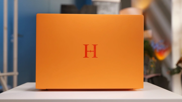 Обзор H-Book 14IPK4: стильный работяга в ярких тонах