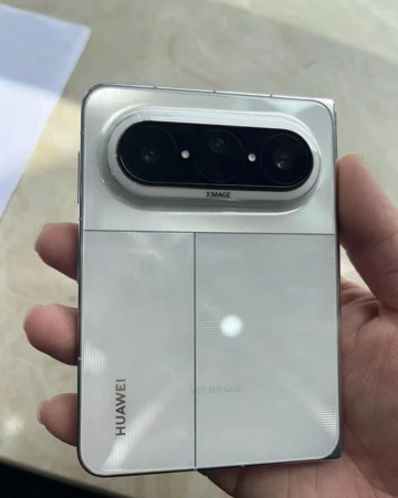 Прототип Huawei Pura X Max засняли на фото накануне анонса