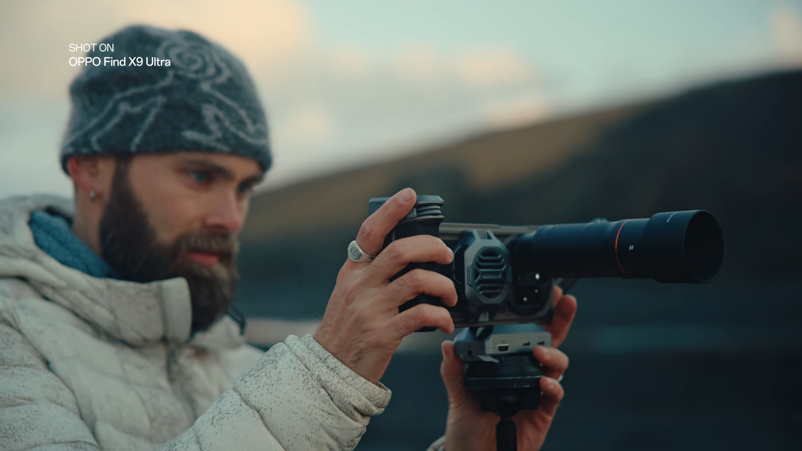 Распаковка фотонабора OPPO Find X9 Ultra и пример видео с его камер