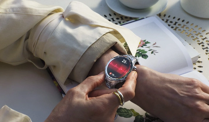 Анонс Huawei Watch Ultimate Design Spring Edition: женские люксовые часы