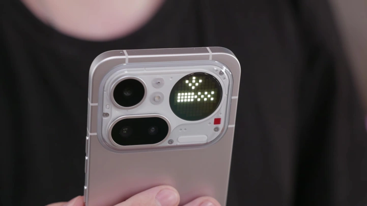 Обзор Nothing Phone (4a) Pro: цельнометаллический Android