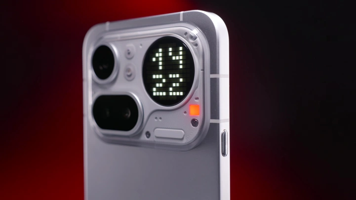 Обзор Nothing Phone (4a) Pro: цельнометаллический Android