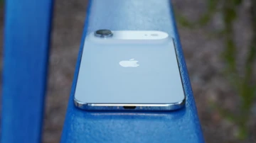 Разрядка серии iPhone 17 до 0% может привести к окирпичиванию: как оживить?