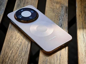 Huawei Mate 90 Pro Max будет конкурировать камерами с OPPO Find X9 Ultra