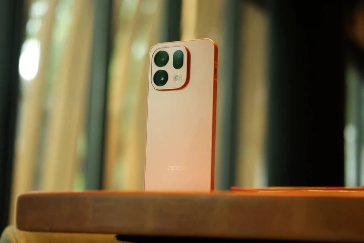 OPPO Find X10 рискует остаться без 200-Мп перископа