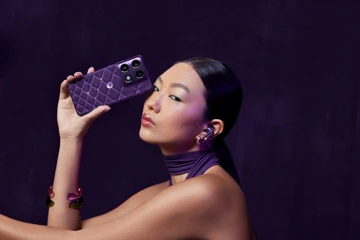 Motorola Signature получит новый цвет House of Moto Indigo