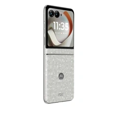 Motorola минорно обновила Razr: три флипа и дебют Plus на глобальном рынке