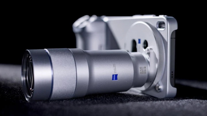 Vivo X300 Ultra и X300s получают обновление ПО для камеры