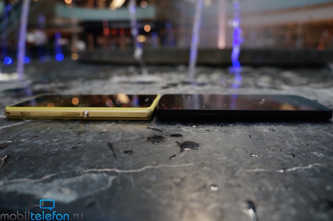 - Sony Xperia Z1 Compact  LG Nexus 5