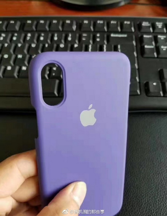    iPhone X Edition (iPhone 8)  