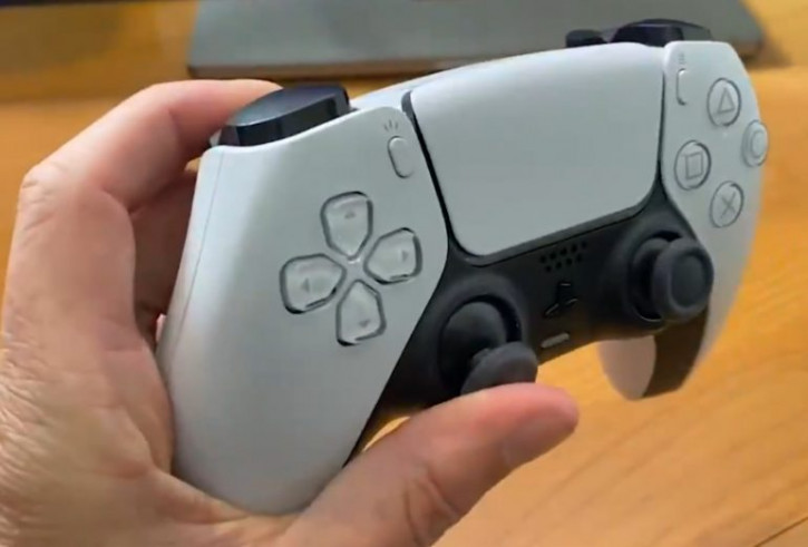  DualShock 4       PlayStation 5