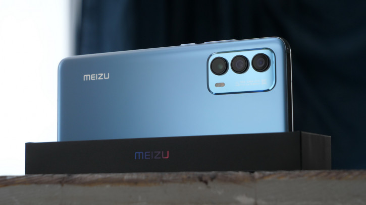  Meizu 18: -  