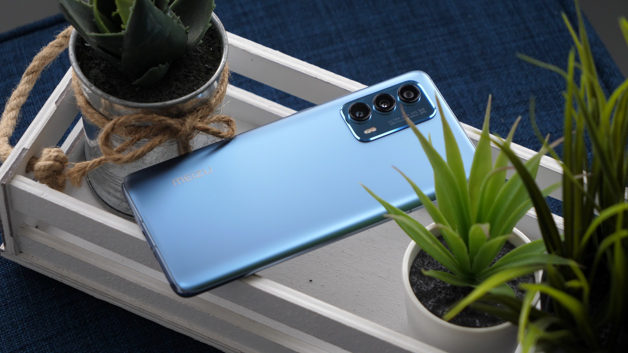 Premium compact. Meizu 18s Pro примеры фото.