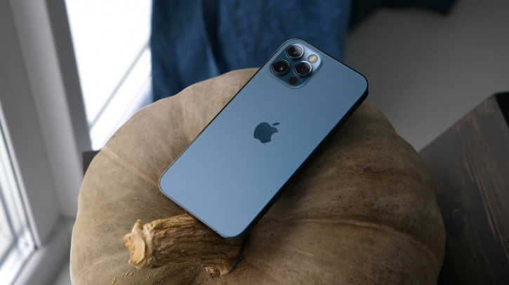 Apple запустила программу по ремонту бракованных динамиков iPhone 12