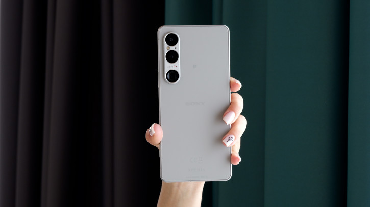 :  Xperia 1 VI -  Sony  , ...