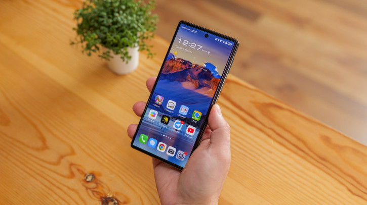 Неделя с Huawei Mate XT Ultimate Design: почувствуй себя Копперфилдом