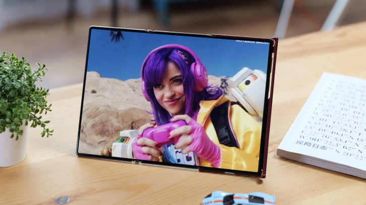 Неделя с Huawei Mate XT Ultimate Design: почувствуй себя Копперфилдом