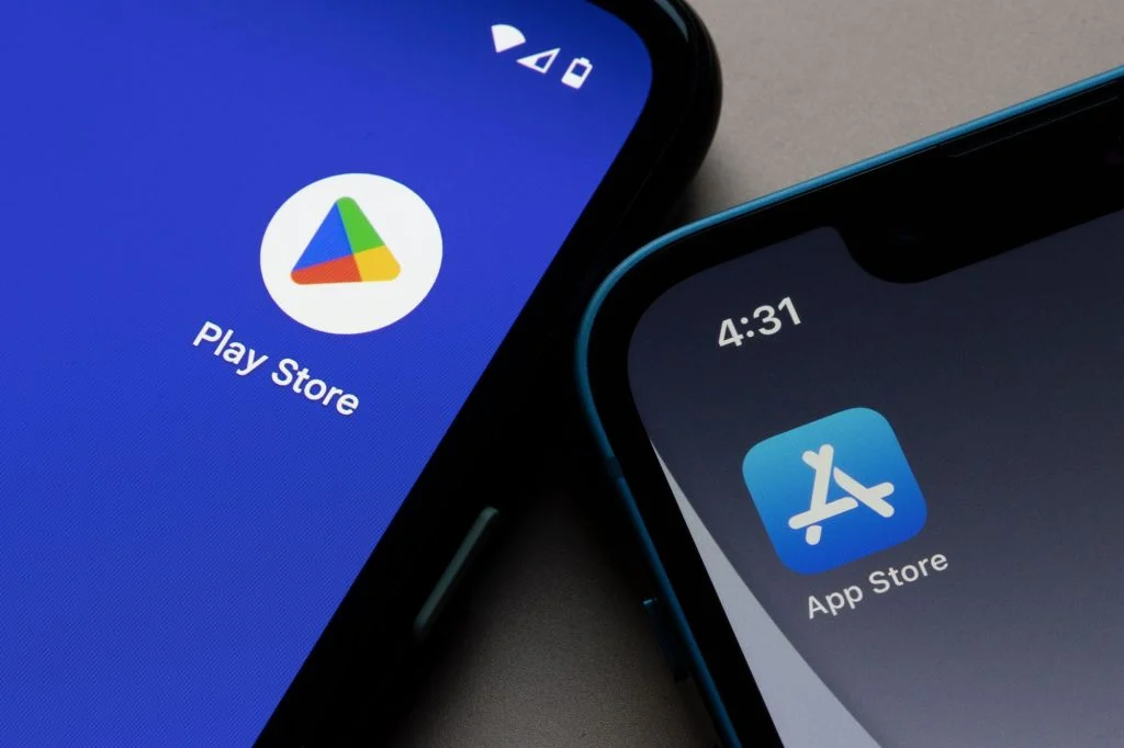 Япония дала Apple и Google 4 месяца для открытия их ОС стороннему ПО