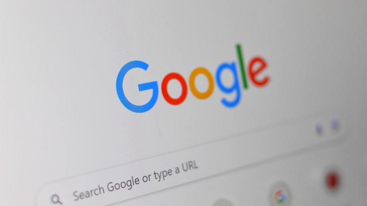 Google-  : -     YouTube?