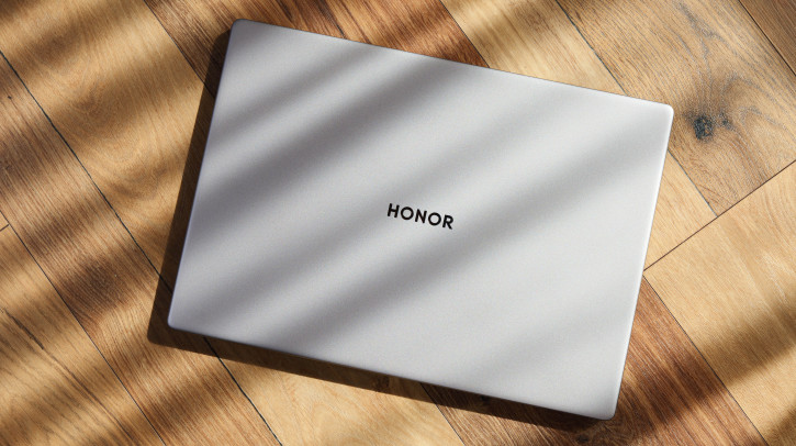 Обзор Honor MagicBook X16 AMD 2025: этот не сломается