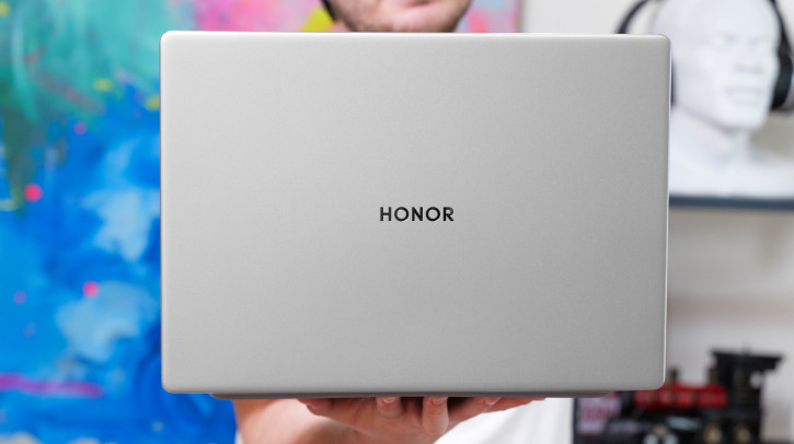 Обзор Honor MagicBook X16 AMD 2025: этот не сломается