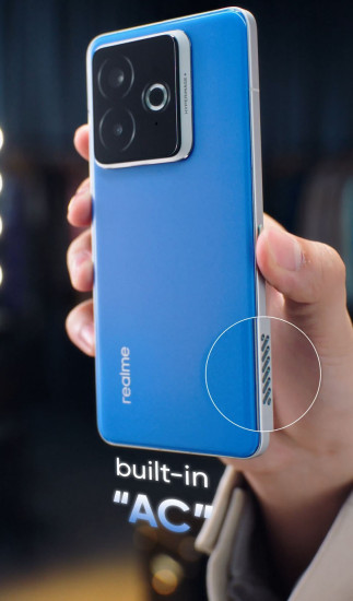 Realme Chill Fan Phone – первый в мире смартфон с кондиционером