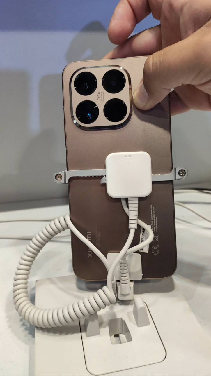 Xiaomi 15T и 15T Pro засняты в магазине до анонса