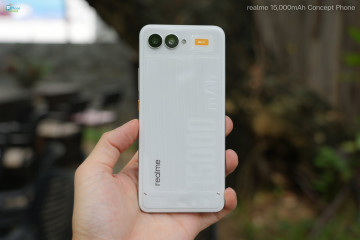 Realme        15 000 