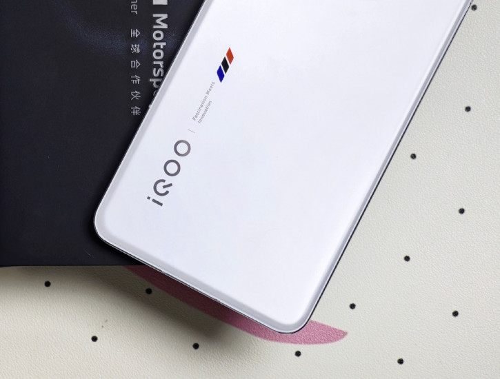  iQOO   Snapdragon,  -   