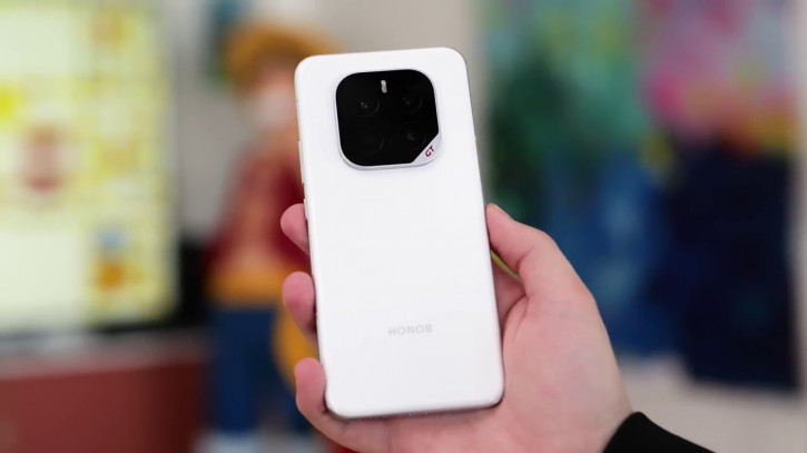  Honor GT Pro:    