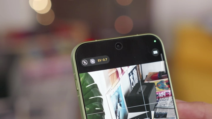 Обзор OnePlus 15T: круче и дешевле OnePlus 15?