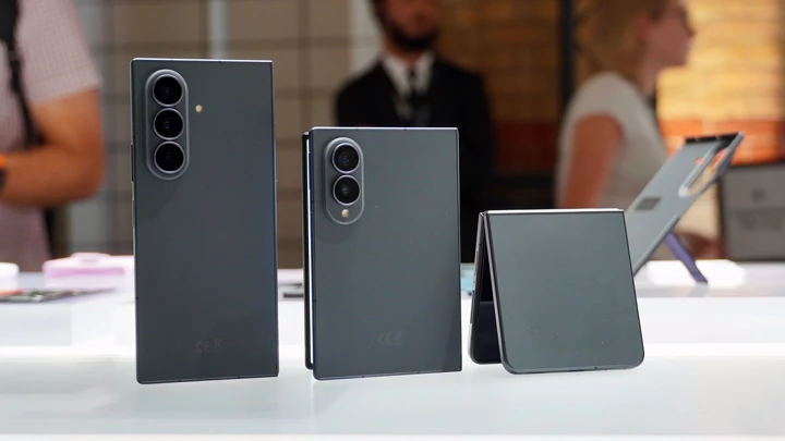 Samsung Galaxy Z Fold 8 затмил двух собратьев на этапе предзаказов