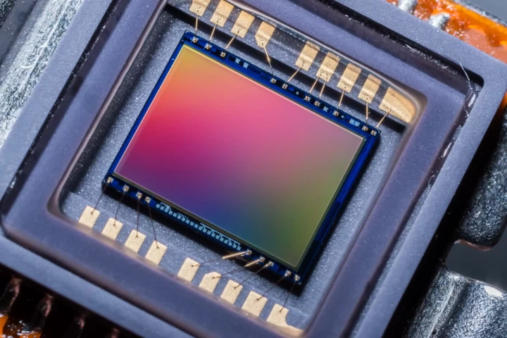 Xiaomi разрабатывает смартфон с очень необычным флагманским фотосенсором 