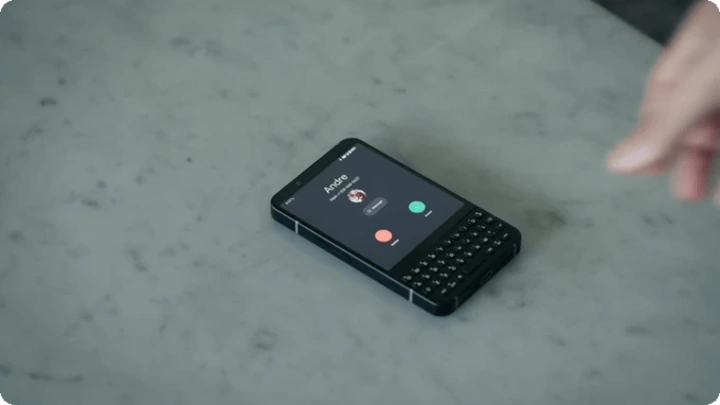 Анонс Minimal Phone 2: мощный смартфон с QWERTY и OLED-экраном