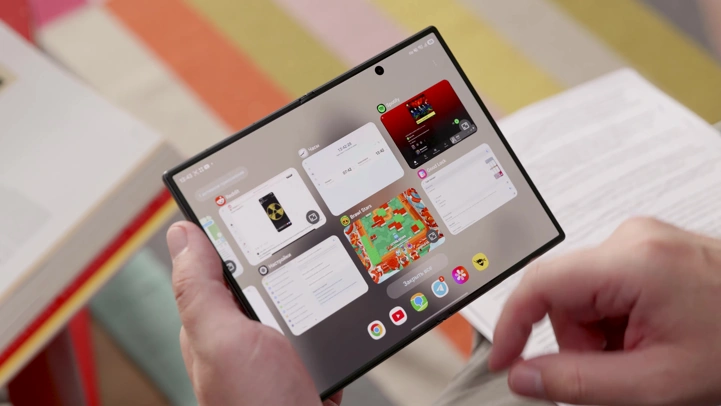 Обзор Samsung Galaxy Z Fold 8: в чём причина успеха?