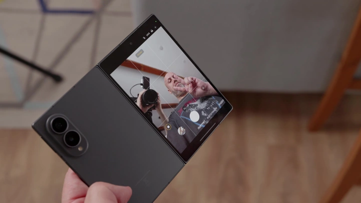 Обзор Samsung Galaxy Z Fold 8: в чём причина успеха?