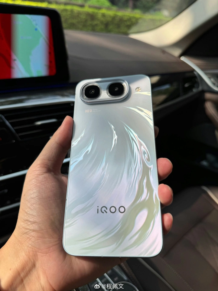 Суть даунгрейда Dimensity 9500 и другие секреты начинки iQOO Neo 11 Ultra