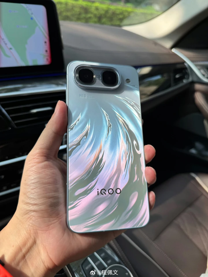 Суть даунгрейда Dimensity 9500 и другие секреты начинки iQOO Neo 11 Ultra