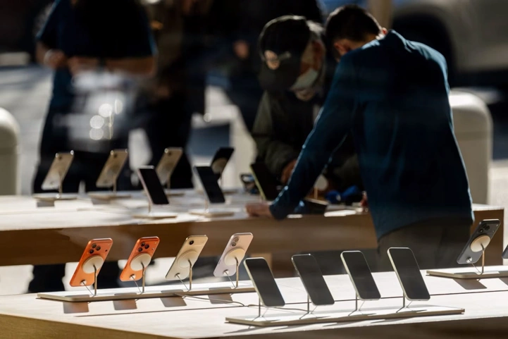 ВЦИОМ: половина россиян может уйти с iPhone на Android