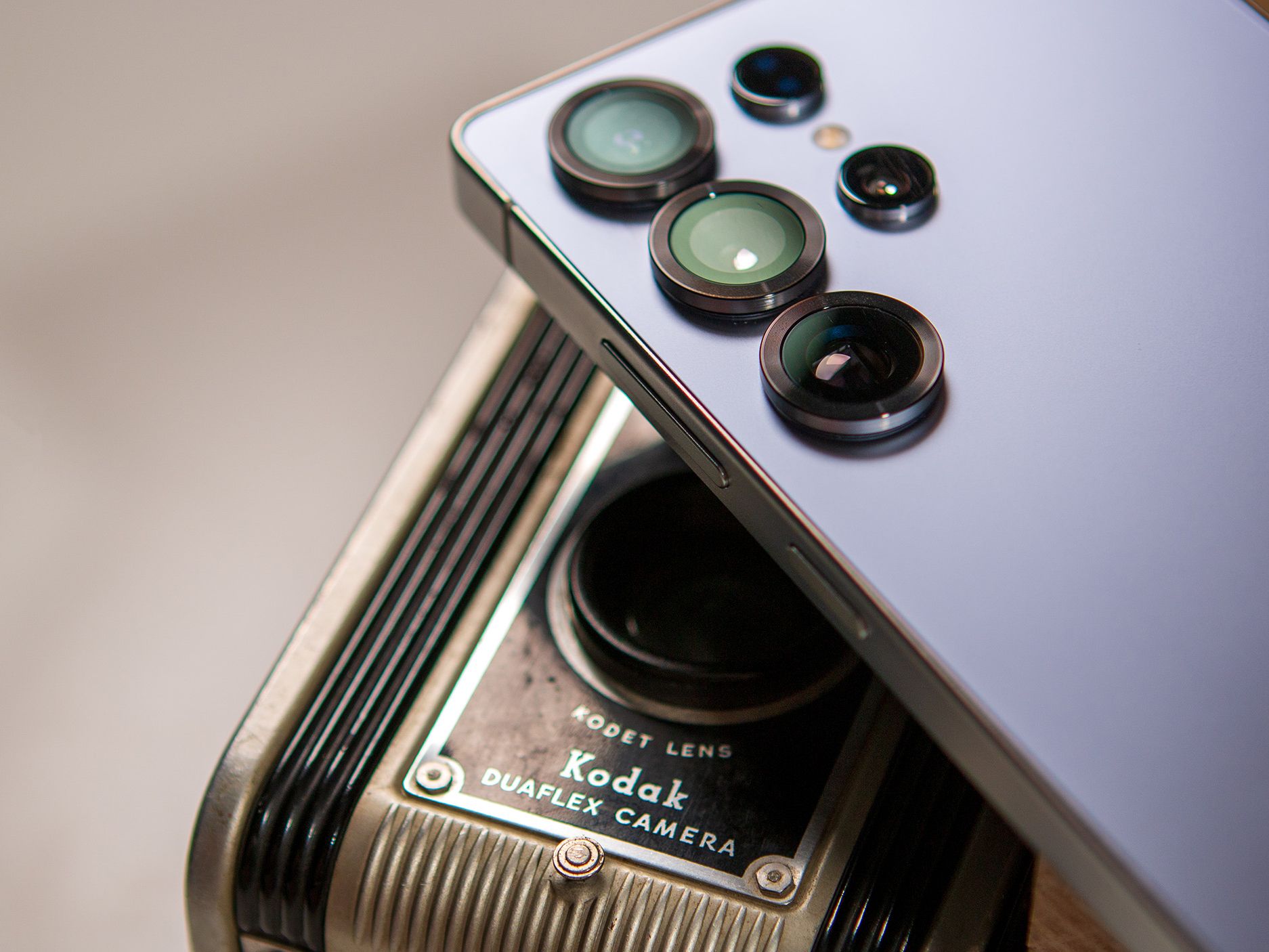 Samsung передумала внедрять в серию Galaxy S27 главное новшество iPhone 18 Pro