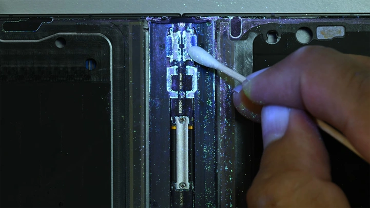 iFixit разочарованы ремонтопригодностью Samsung Galaxy Z Fold 8