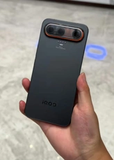 iQOO X — какими бренд видит флагманы будущего?