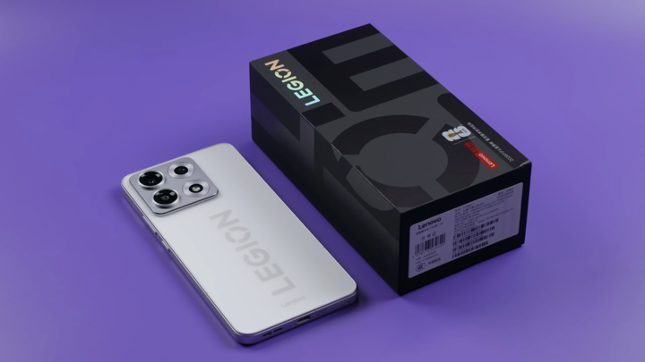 Lenovo Legion Y70 NG резко подешевел на AliExpress ниже 28 000 рублей