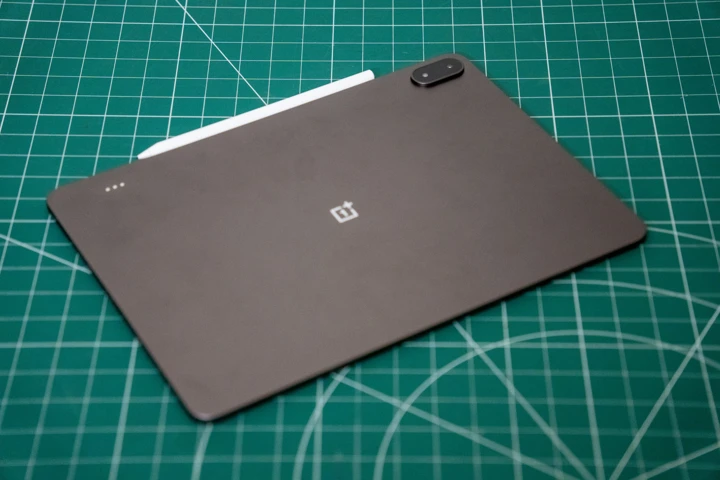 OnePlus Pad 4 по скидке часа на AliExpress