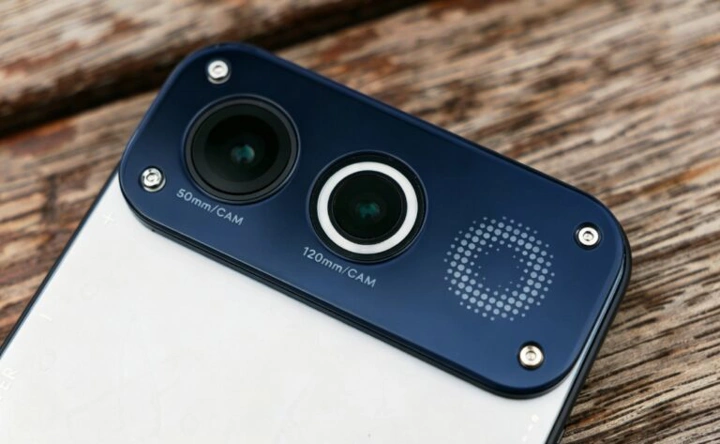 Meizu 22 Air показали на фото: прототип отменённого флагмана